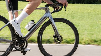 Motor doping with the Scott Fastlane: racebike geo, sub 10kg weight, and a 200w boost when you need it