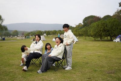 Single mothers in China find a new kind of partner – other single mothers