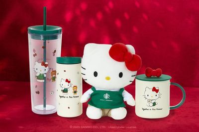 Forget the Starbucks Bearista Cup – The Hello Kitty Holiday Collection Is the Real Must-Have This Season