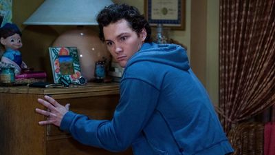 Georgie & Mandy's First Marriage Just Started A Big Rivalry, And Now I'm Worried About Georgie