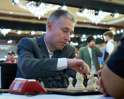 Chess: Russian star and top Americans fall in World Cup but Adams wins 10-game epic