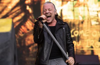 Iron Maiden frontman Bruce Dickinson took up fencing to give up groupies