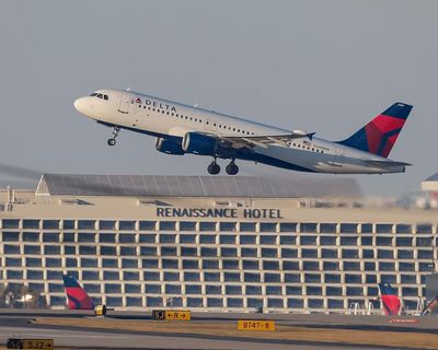 Passengers start to feel bite of flight cuts amid US government shutdown