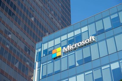 Why Investors Shouldn’t Fear the Dip in Microsoft Stock