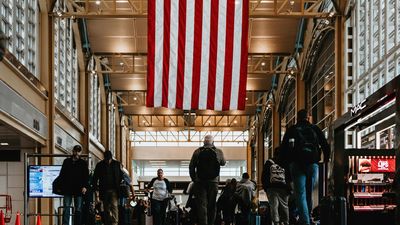 US Airlines Hit as Government Orders Flight Cuts, Leaving Thousands of Passengers Stranded