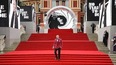 UK court jails James Bond fantasist for seven years for attempting to spy for Russia