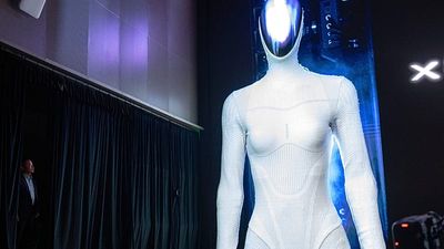 Meet IRON, Chinese EV maker XPeng’s new humanoid robot