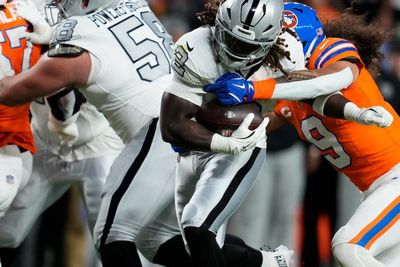 Geno Smith's Uneven Start Raises Doubts Over Raiders' 75M Deal