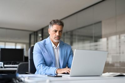 8 Tech Jobs Perfect for People Over 50 Starting Fresh