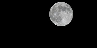 How a medieval Oxford friar used light and colour to find out what stars and planets are made of