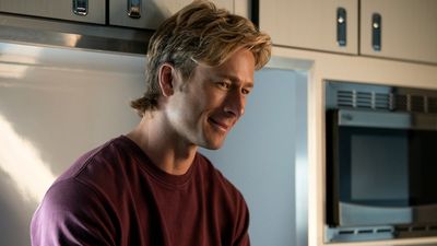 Why are we complaining about “movie stars” doing TV shows?! Especially when they’re good shows like this Glen Powell comedy?!