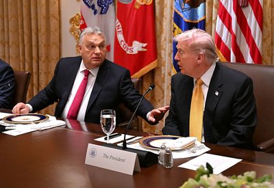 Trump hosts Hungary's Orban as shutdown rolls on