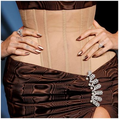 The 21 Best Cat Eye Nail Polish Designs Give Chrome Nails a Run for Their Money