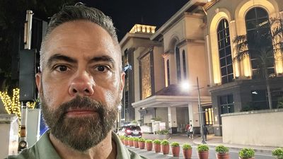 Typhoon Hunter Lands in Philippines to Face 'Real Beast' Super Typhoon Uwan