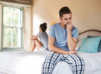 7 Small Habits That Slowly Push Husbands Away
