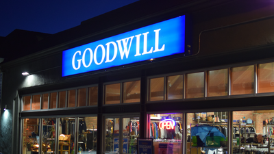 23yo nurse exposes Goodwill, reveals it is now brazenly selling hazardous hospital waste