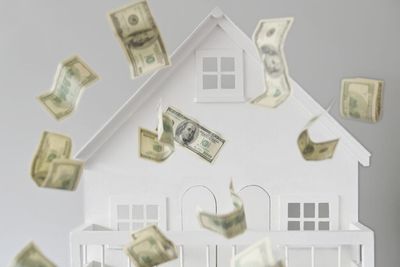 Unemployed Dave Ramsey Caller Owes $1.8 Million & Wants Buyer To Take Over Mortgage. 'You're Going To Get In Trouble Because You're Getting Desperate'