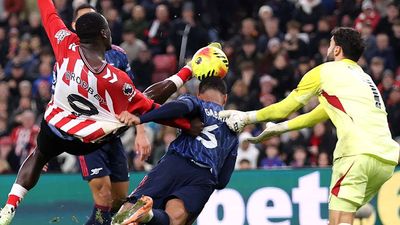 Arsenal Player Ratings vs. Sunderland: Uncharacteristic Performance Stings Leaders