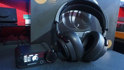 SteelSeries Arctis Nova Elite (Xbox, PC) headset review — At the apex of headset luxury