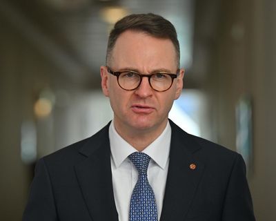 Crisafulli declares end to ‘cannoli diplomacy’ with Albanese over lack of hospital funding – as it happened