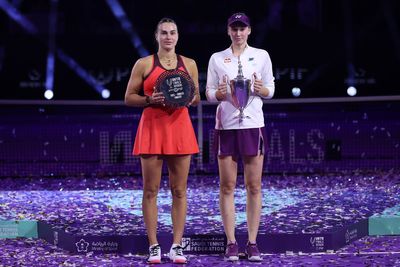WTA Finals: Aryna Sabalenka beaten ahead of 'Battle of the Sexes' as Elena Rybakina claims title