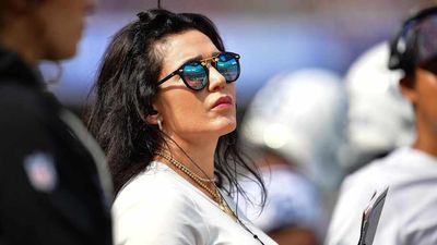 NFL Fans Loved Colts Owner Carlie Irsay-Gordon’s Classy Move at Bar in Germany