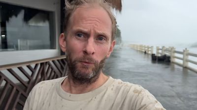 Beast Super Typhoon Enters Philippines: Storm Hunters Prepare for Uwan's Wrath