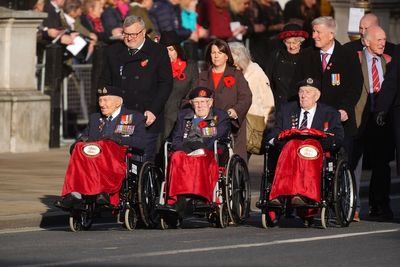 Second World War veterans applauded as nation pays Remembrance Sunday tribute