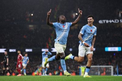 Man City vs Liverpool live: Jeremy Doku scores stunning third goal to seal crucial Premier League win