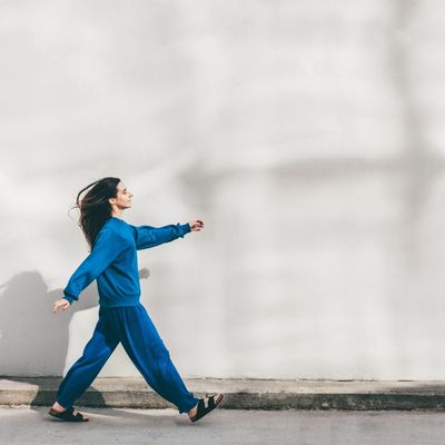 Move Over, Hot Girl Walks - Tai Chi Walking Is the Latest Workout Promising to Boost Mood and Metabolism