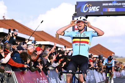 Britain’s Cameron Mason finishes fifth in thrilling cyclo-cross European Championships race