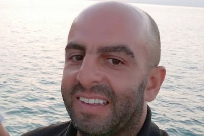 ‘Hero’ crew member injured in train mass stabbing regains consciousness