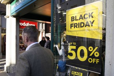 Britons set to spend £4bn more this Black Friday despite scam fears