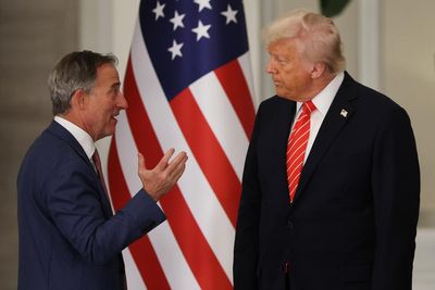 Trump reportedly wants new NFL stadium in Washington named after him