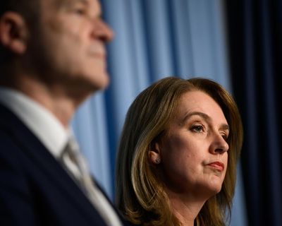 Afternoon Update: threats to female MPs after neo-Nazi rally; end to US government shutdown in sight; and who is ‘fedora man’?