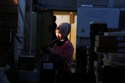 Photos show Iraqi security forces and displaced people voting early in parliamentary election