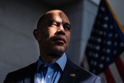 This week: Shutdown could end as Senate spending deal prompts House to return - Roll Call