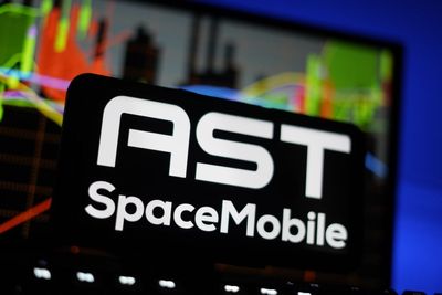 AST SpaceMobile (ASTS) Stock Holds Steady As Investors Await Q3 Results