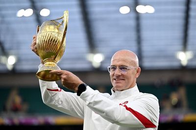 Red Roses coach John Mitchell takes up short-term role with Gloucester after World Cup win