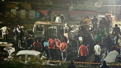 At least eight killed after car explodes near Red Fort tourist site in New Delhi, police say