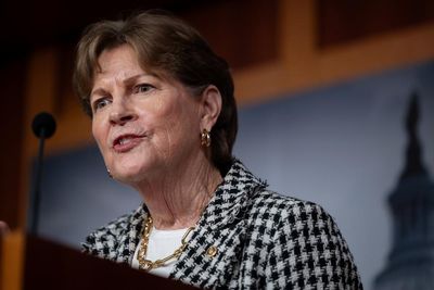 Democratic candidate for Congress criticizes deal to end shutdown – which her mother voted to advance