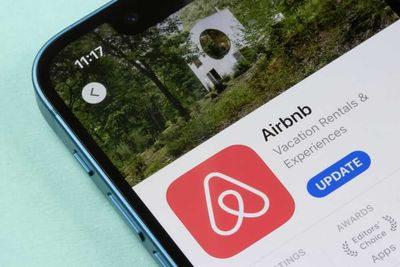 Airbnb Keeps Generating Strong FCF and FCF Margins and Could Be 15% -20% Too Cheap