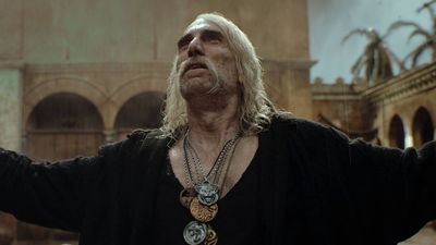 The Witcher season 4 star says he tried to be "faithful [to the] spirit of the books" as fans praise his performance: "Your Leo is the most accurate depiction of a witcher"