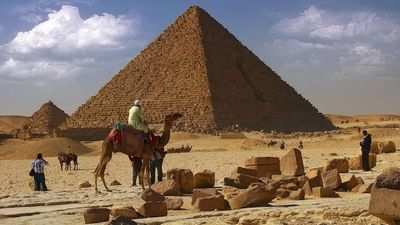 Anomalies in Giza pyramid may indicate an unknown entrance