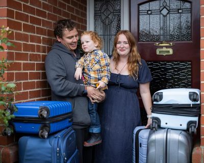 Tell us: are you a New Zealander planning to leave the country?