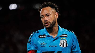 Neymar Comes Under Fire at Santos as 2026 World Cup Pressure Mounts
