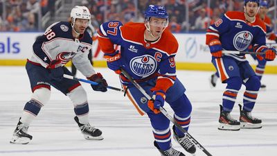 Connor McDavid Answers Booing Oilers Fans With Pirouetting Goal of the Year Candidate