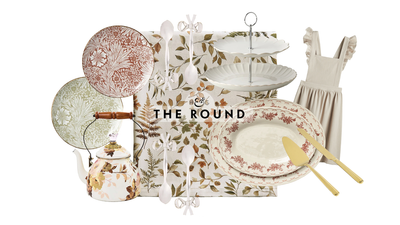 Everything You Need to Host a Nostalgic and Elegant Vintage-Style Afternoon Tea Party