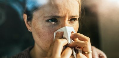 I have a stuffy nose. How do I know if it’s hay fever or a cold?
