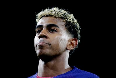 Lamine Yamal in race to face Chelsea after Barcelona make 'surprise' injury decision